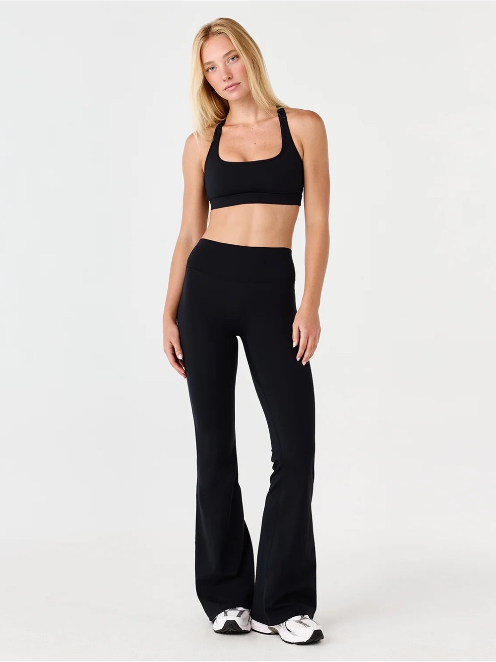 CSB Form Invisible Scrunch Flare Leggings